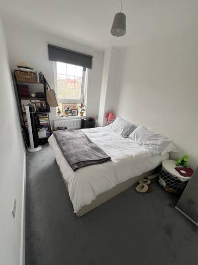 Two rooms avaialble in beautiful Wapping flat  Main Photo