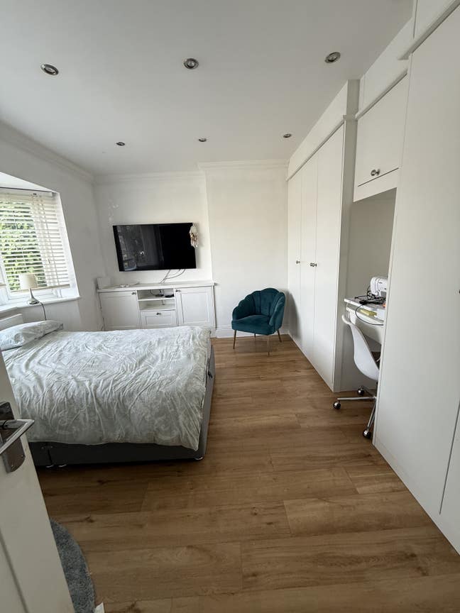 Large double bedroom for rent  Main Photo