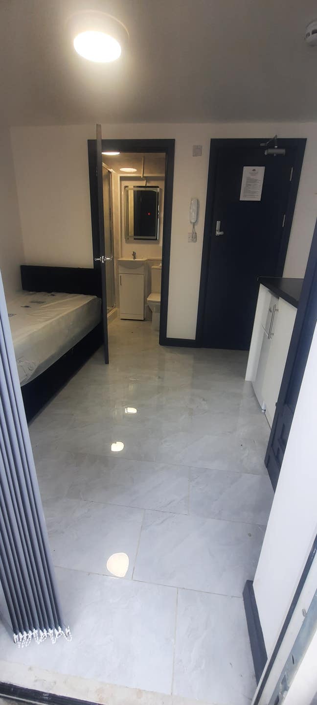 Stunning En-suite Rooms in West Drayton -Bills inc Main Photo