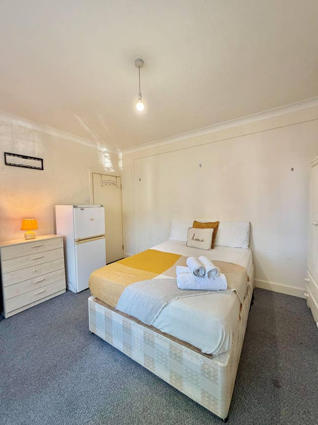 Double room in Wembley Main Photo