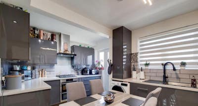 Double bed room for rent on a 4 bed terraced house Main Photo