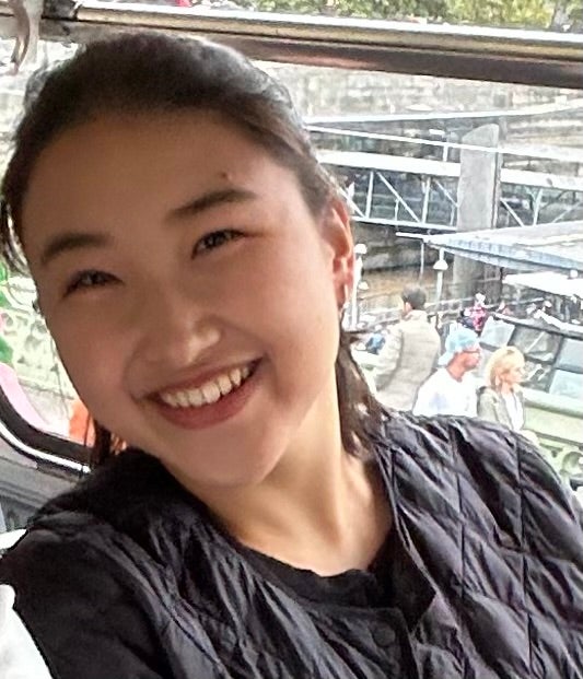 I am a female aged 27. I am looking for a sin... Main Photo