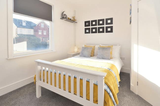 Ensuite Double Room,Henry St. Crewe,Bills included Main Photo