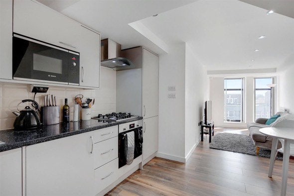 Room for rent in a 2 bed 2 bath Main Photo