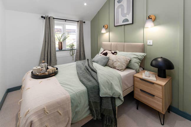 Modern Double Room | Grtr Manchester | Bills Inc Main Photo