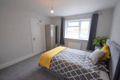 Large En-suite Room Near Southmead Hospital Main Photo