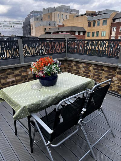 Beautiful Studio in Central Wimbledon with Balcony Main Photo
