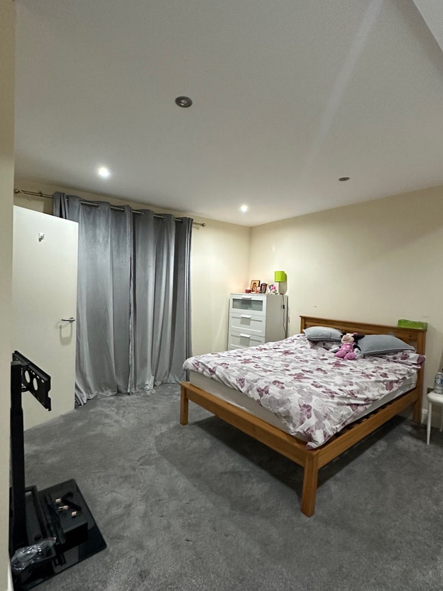 En-suite in New Southgate - 20 minutes to center Main Photo