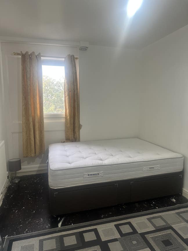 Room to rent  Main Photo
