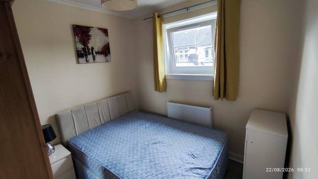 Furnished D. Room in Quiet Barrhead Home –Bill Inc Main Photo