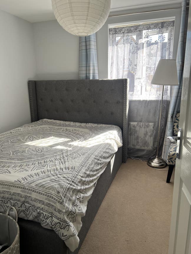 Room for rent Main Photo