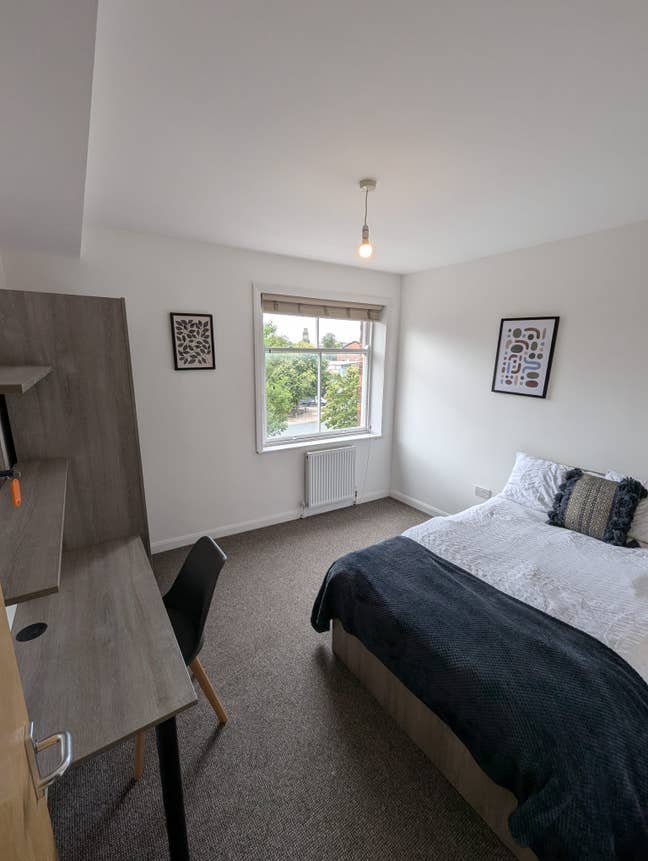 🏡 Double Room | All Bills Included Main Photo