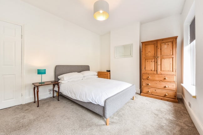 Room available - 3 bed house in Roath  Main Photo