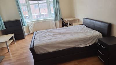 3Bhk - Flat Rooms Available  Main Photo