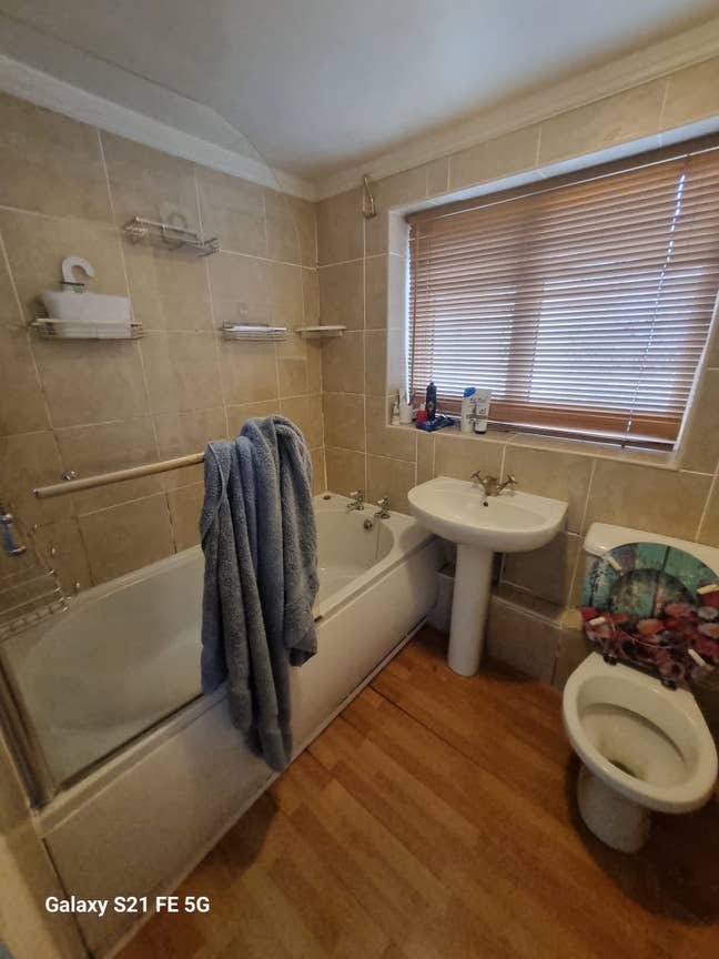 Rooms available in Pudsey. Leeds Main Photo
