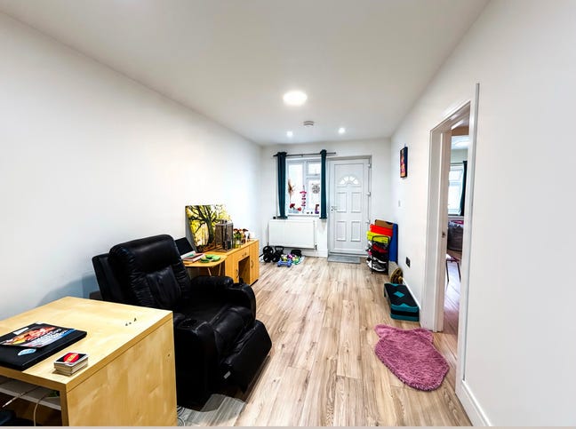1 bedroom house Main Photo