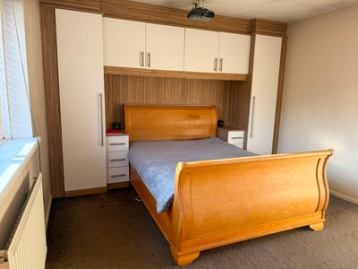 Large Double Room Including All Bills Main Photo