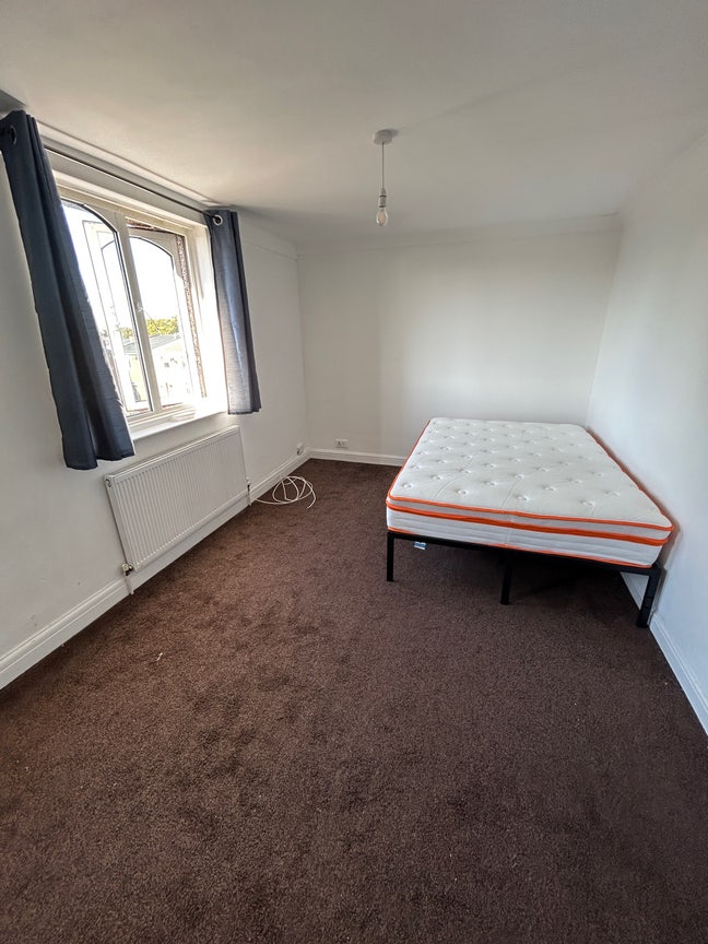     Spacious Large Double Room & Cozy Double Room  Main Photo