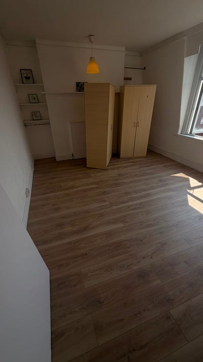 5 Studios availables in Edgware Rd 🏠 Main Photo