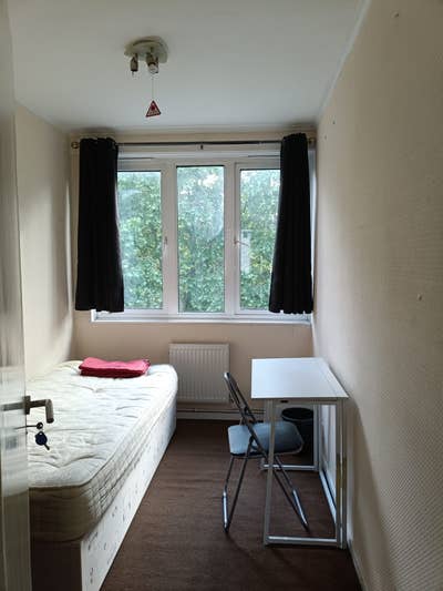 Single room available opposite Battersea Power Sta Main Photo