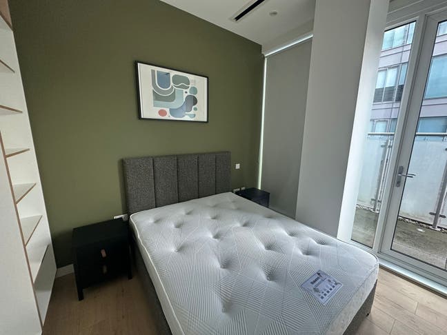 Vonder Parkview, TW8 9GR Main Photo