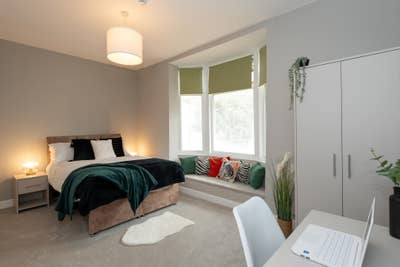  Premium Ensuite in Modern Professional House Main Photo
