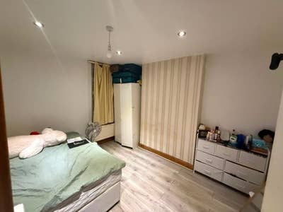 Double Room Available | Bills Included | IG1 3EX Main Photo