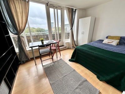 3 rooms+Living room,15.09,7min Earl's Ct,All incl Main Photo