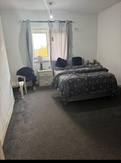 Room to Share Main Photo