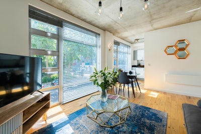High end 2b1b-Shoreditch/Old St-9.09 Main Photo