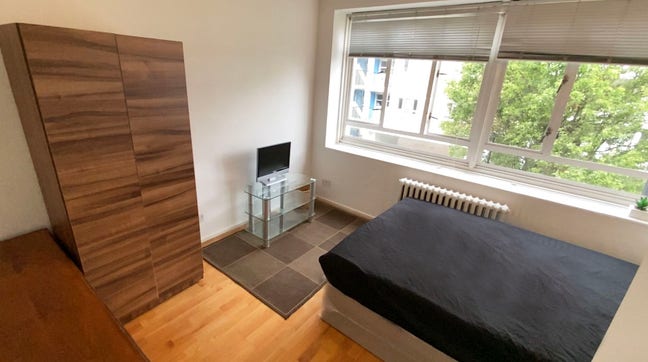 🌕 2 ROOMS in 4 bed, lounge, balcony - from SEPT Main Photo