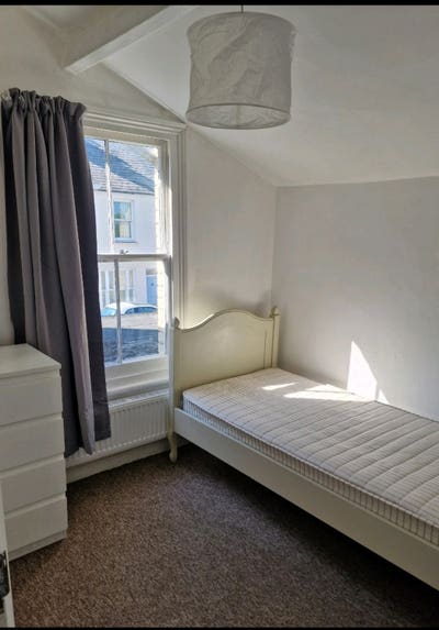 Lovely spacious room in central Cambridge Main Photo