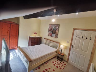 Newly Refurbished Double room Main Photo