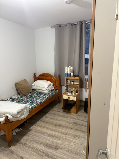 Shared Room for Rent  Main Photo