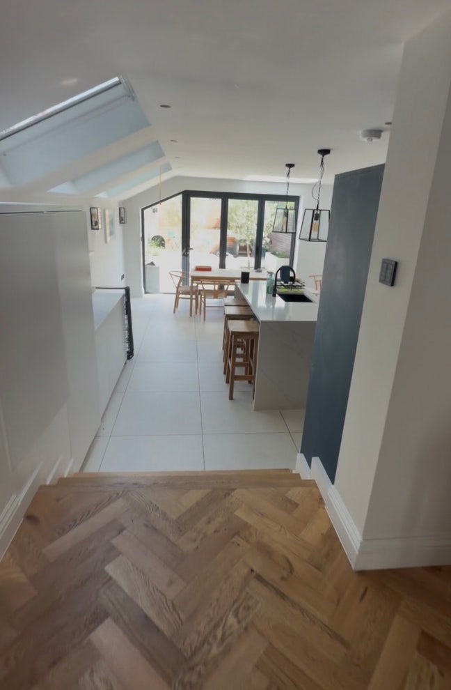 New House between Brixton and Clapham  Main Photo
