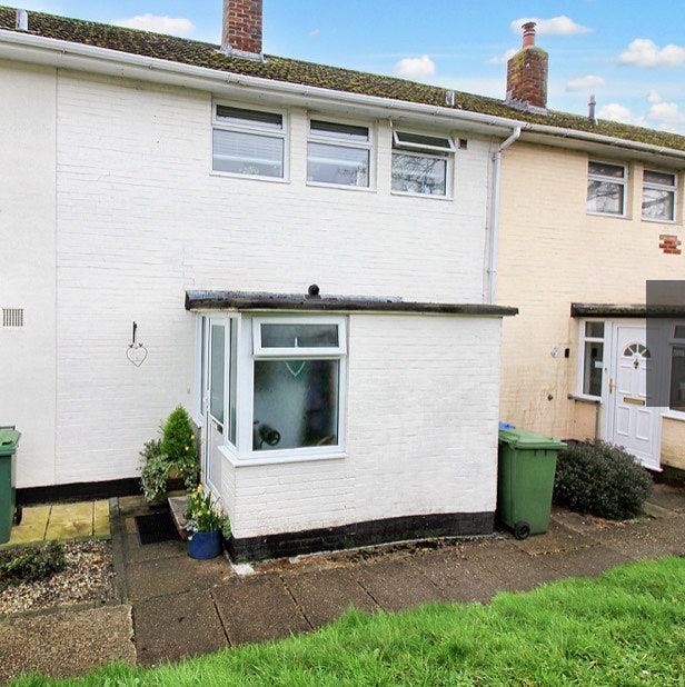 Seeking lodger for double room in Harefield  Main Photo