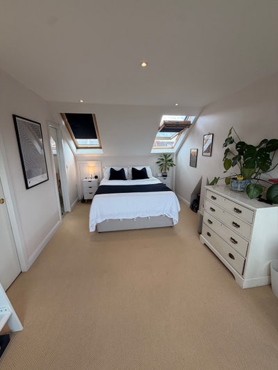 Loft conversion with en-suite and walk-in wardrobe Main Photo