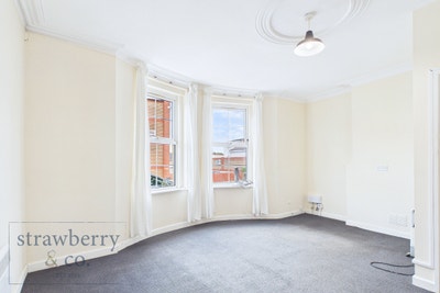 Fishponds High Street | Double Room | Ensuite Main Photo