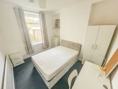 **Pontypridd**Available Now**Students Only** Main Photo