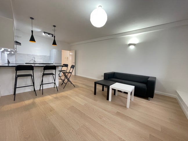 Brand New 2Bed 2Bath St Johns Hill Claphamjun SW11 Main Photo