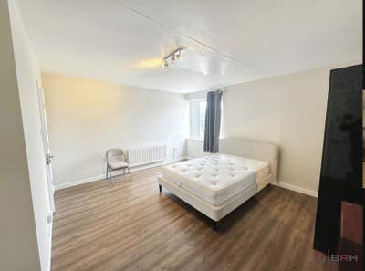 Room to Rent - Rotherham Main Photo