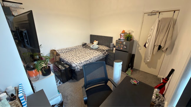 Double Room | Oct 5th | All-Female House Share Main Photo