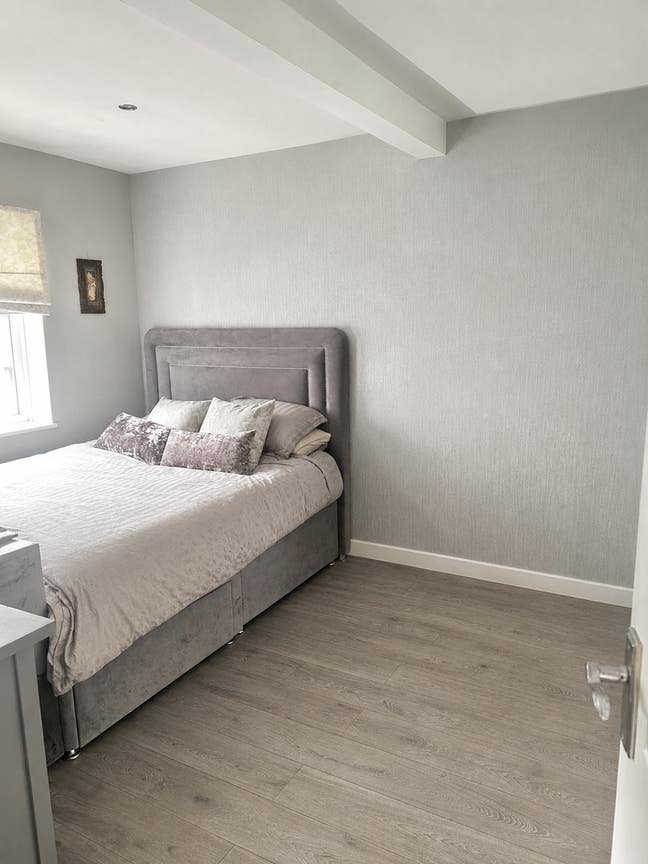 Very Large Double Room with Direct Garden Access – Main Photo