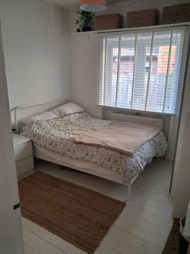 Double Room in Bayston Hill – Female Lodger Main Photo
