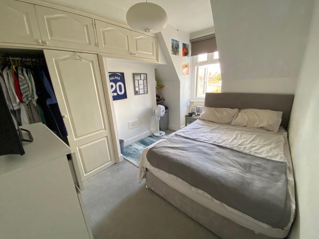 Room in 3 bed flat, <5 mins from Angel station Main Photo