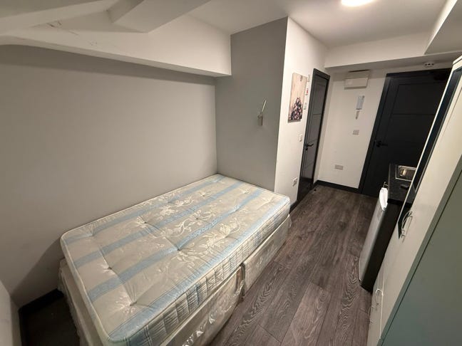 DSS-Studio Flat Available in Hayes Hillingdon UB10 Main Photo