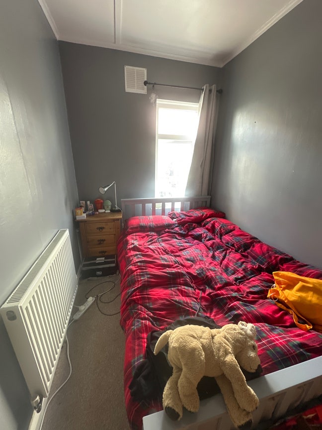 Single bedroom with double bed Main Photo