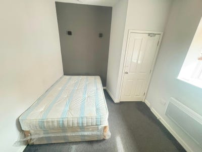 DSS-Studio Flat Available in Beckenham Bromley BR3 Main Photo