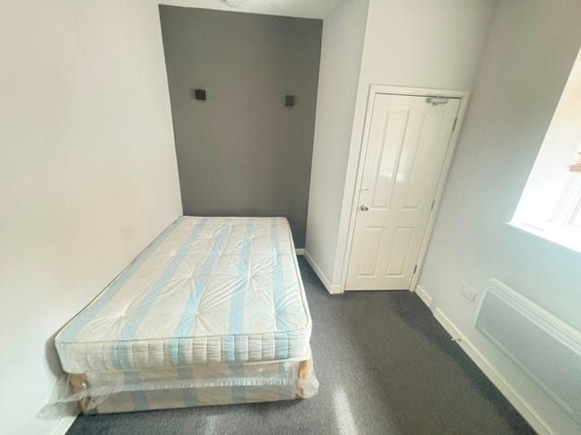DSS-Studio Flat Available in Beckenham Bromley BR3 Main Photo