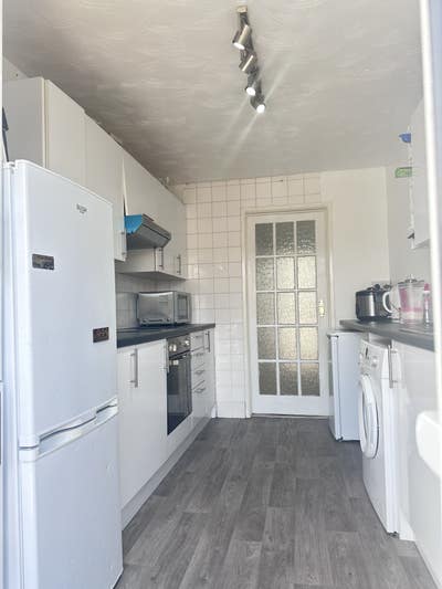 House share Main Photo